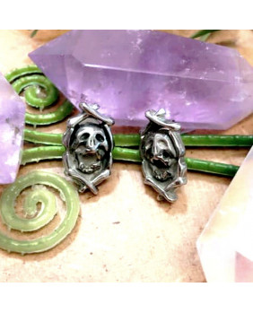 Skull and crossbones earrings