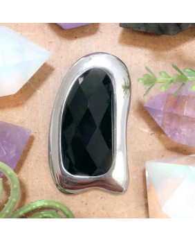 Faceted onyx stone pendant
