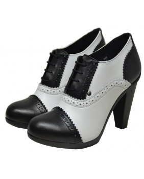 Pumps white and black a...