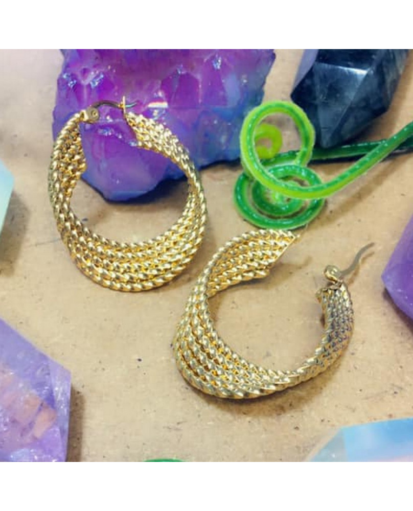 Boucles d'oreilles dorées anneaux larges en torsade
