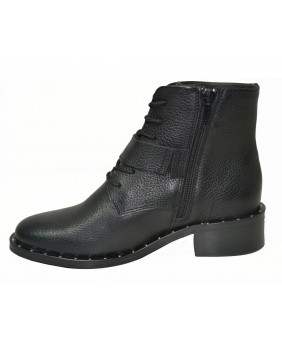 Ankle boots thin black...
