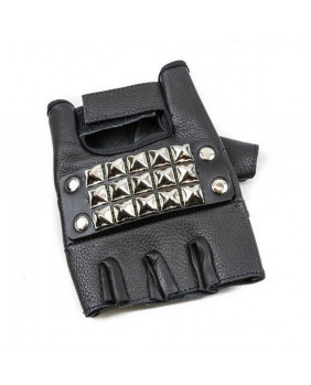 Leather mitt with silver studs