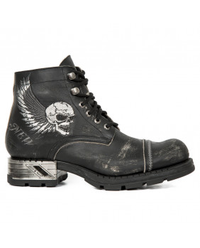 Newrock black leather boots...