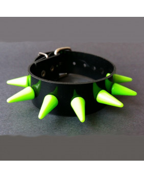 Bracelet cyber gothique noir et vert fluo